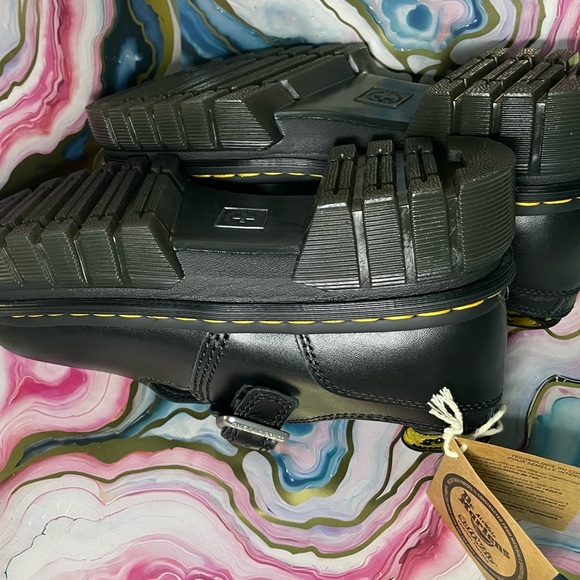 OPEN TO OFFERS 🚨‼️ NWT Dr. Martens Audrick Loafers 🖤 - Picture 4 of 5